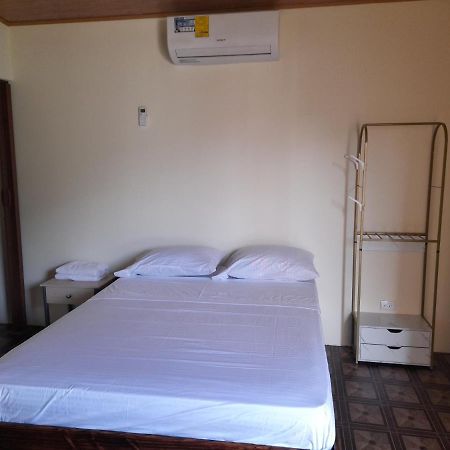 Cabinas Playa Agujas Apartment Quebrada Ganado Екстериор снимка